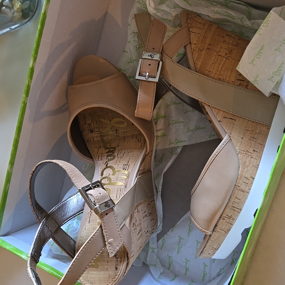 Sam Edelman strap Wedge - Picture 8 of 8